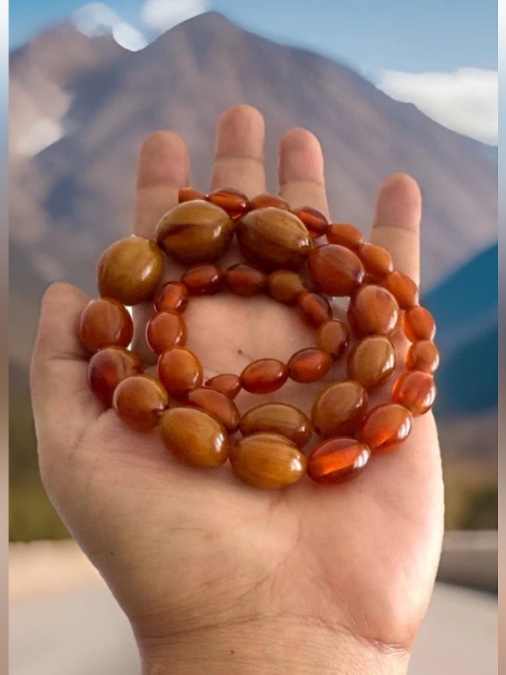 Vintage Mid 50’s Graduated,Translucent,Oval Shape Amber Bakelite Necklace 57gram